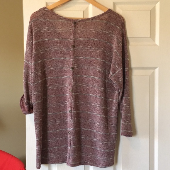 L. Wine Color Scoop Neck Top - Picture 2 of 2